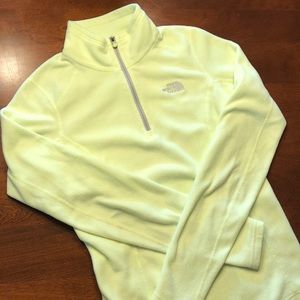 North Face 1/4 zip fleece. Size XS.